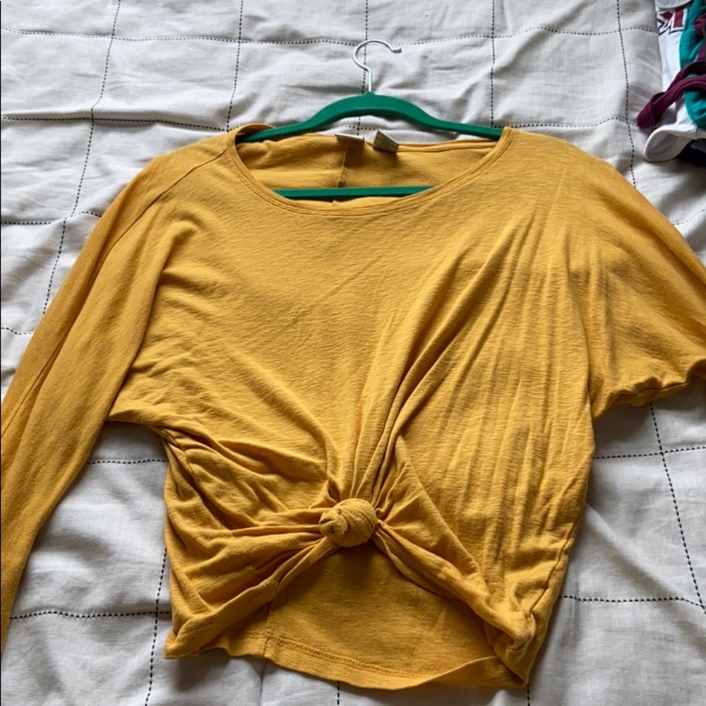 yellow knitted sweater